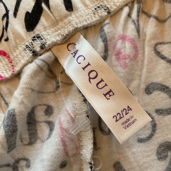 Soft, Sleep Capri  - Like New - Picture 4 of 5